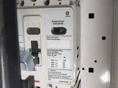 15/60A, 3 Pole, 600V, Disconnect Switch HFD3015,HFD3060 in Freedom 2100 MCC