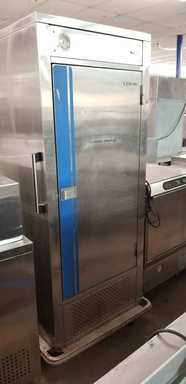 75-0218 Carter Hoffmann Self-Contained Mobile Freezer PHFB825