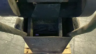 Used _UNKNOWN_ _UNKNOWN_ Pedestal Type Grinders (Double End) Ohio US | HGR 24 #1335367