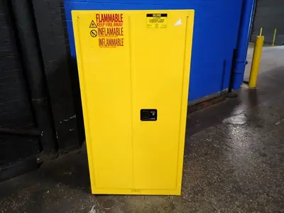 USED ULINE H3685M