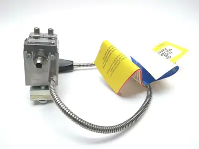 New | in-Stock Nordson PRO BLUE Dual Hot Melt 240V 200W Adhesive Gun With Glue Machines Michigan US | Maverick Industrial Sales #1454091
