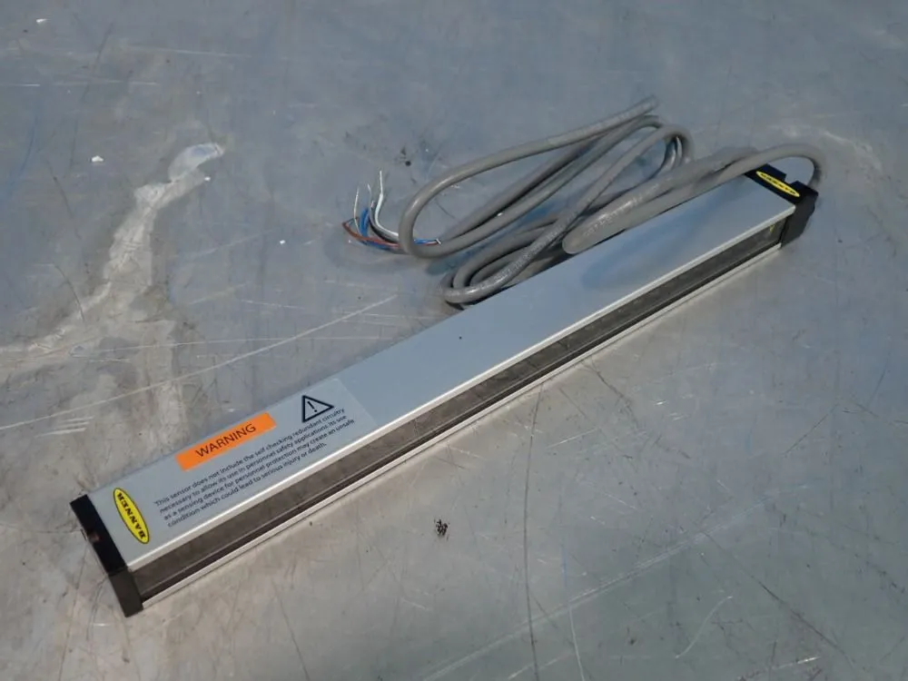 New | in-Stock BANNER LX12R Photoelectric Sensors Ohio US | HGR 24 #755498