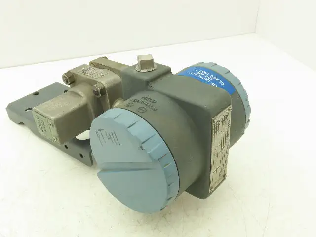 Foxboro 821GM-IS1NM2 Pressure Transmitter 1/2"NPT 12.5-65VDC 150PSI W/Bracket