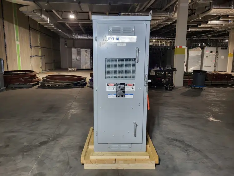 New | in-Stock 2014 EATON MMVS01N100Y Switchgears British Columbia CA | Lenmark #239504
