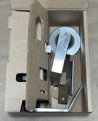 NEW Yale 5T700