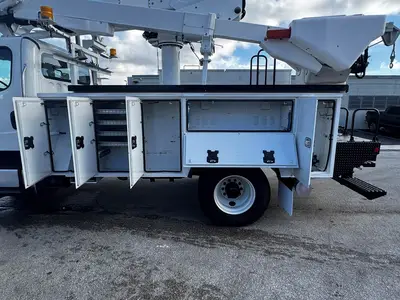 Used 2017 ALTEC AT48M Bucket (boom) trucks Florida US | Truck and Van Outlet #1509161