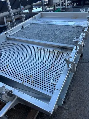 Witte Classifiers (2) 64″ x 117″ & 48″ x 84″