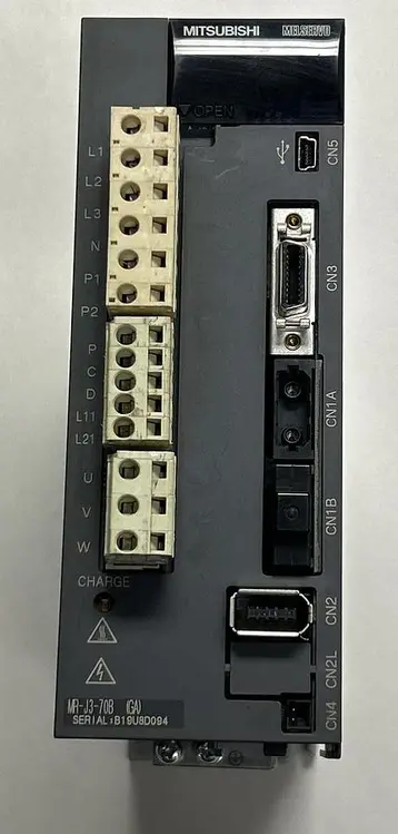 Used MITSUBISHI ELECTRIC MR-J3-70B Servo Drives Ohio US | Surplus Asset Holdings #1235552