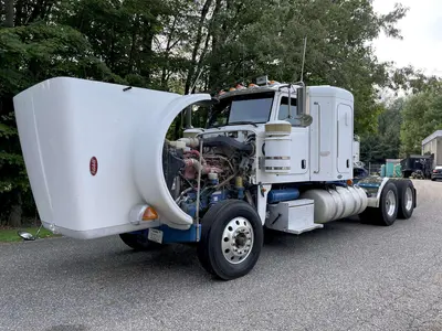 USED 2011 PETERBILT 367