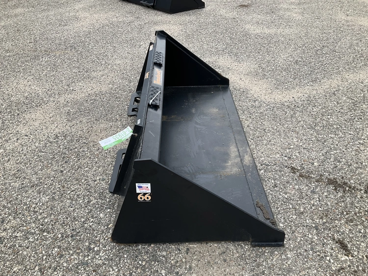 Used TOMAHAWK 66" SMOOTH BUCKET Skid Steer Buckets Michigan US | Miedema Asset Management Group #1341016