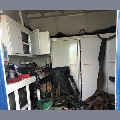 Oilfield Doghouse/Water Storage Combo