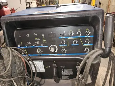 USED 2015 MILLER SYNCROWAVE 250DX