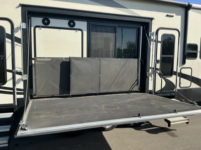 Used 2017 HEARTLAND ROAD WARRIOR Campers, Caravans, Motorhomes Michigan US | Miedema Asset Management Group #1579168
