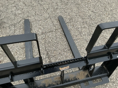 Used _UNKNOWN_ _UNKNOWN_ Pallet Forks Michigan US | Miedema Asset Management Group #1577465