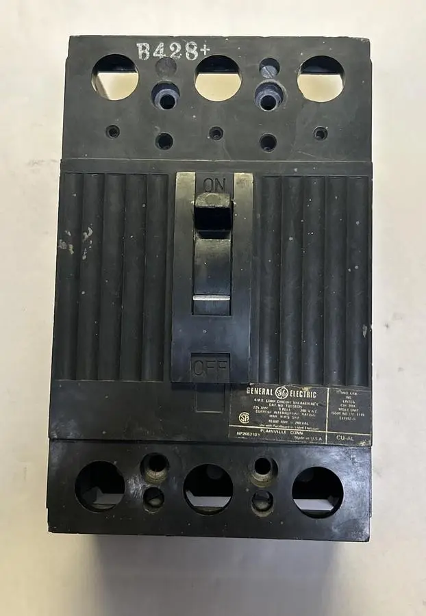Used GE TQD32225 Miscellaneous Equipment (Electrical & Power) | Surplus Asset Holdings #1189900