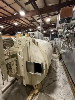 McCarter 14,500 lb Jacketed Vertical Agitated Chocolate Tank
