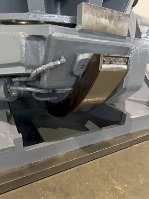 48" GIDDINGS & LEWIS ROTARY TRUNNION TABLE. STOCK # 0903224