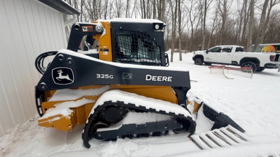 USED 2025 Deere 325G
