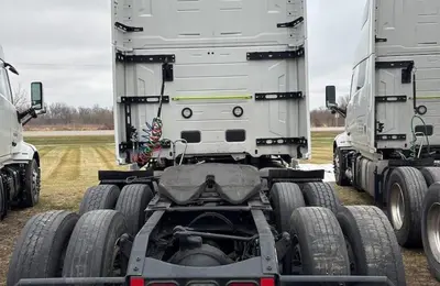 Used VOLVO VNL64T860 Conventional trucks Illinois US | Mitsubishi HC Capital America #1362652