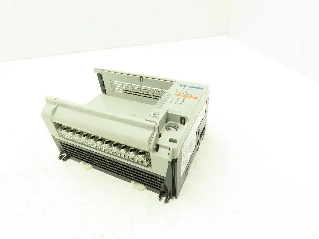 Allen Bradley 1764-24BWA MicroLogix 1500 Base 24 Point Controller Ser B Rev B