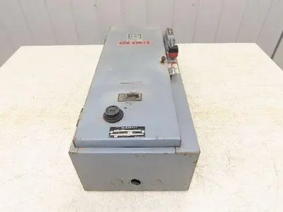 Square D SBG11 8538 Combination Motor Starter 5Hp 30A 480V 3PH Size 0 Non-Fused