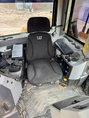 Used 2019 CATERPILLAR D8T Bulldozers Texas US | Proxy Equipment #1378193