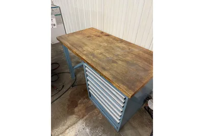 Used _UNKNOWN_ _UNKNOWN_ Work Benches Utah US | KD Auctions #1553839