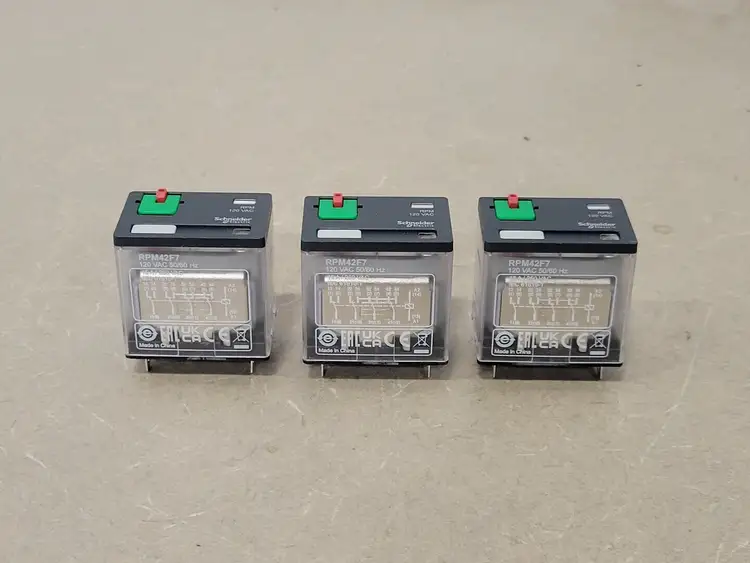 Used SCHNEIDER ELECTRIC RPM42F7 Misc Electrical & Power Parts British Columbia CA | Lenmark #248361