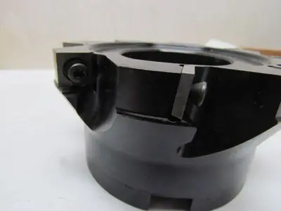 R290.90-125Q40-15M Shoulder Milling Cutter 125mm (5") Dia 8-Inserts 40mm Arbor