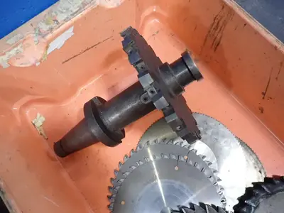 Milling Cutters / Drill Bits