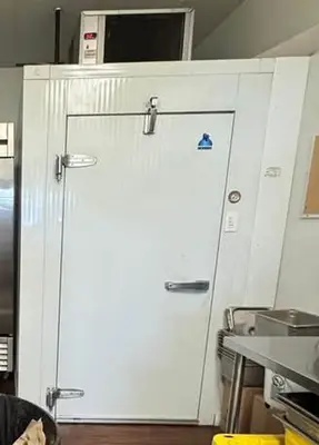 USED NORBEC WALK IN