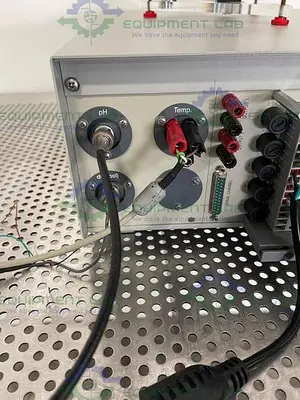 USED APPLIKON ADI 1030 BIO CONTROLLER W/ WATSON MARLOW 101U/R, COLE PARMER FLOWMETER