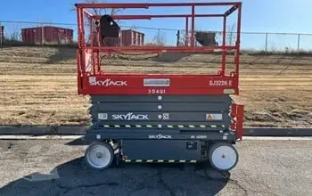 USED 2011 Skyjack SJ3226