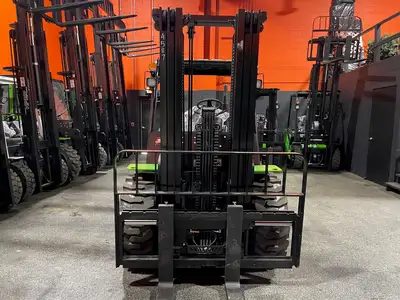Used 2026 Viper FD35RT2 Internal Combustion Forklifts: Pneumatic Tire New York US | United Lift #1446879