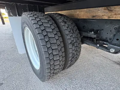 Used 2019 ISUZU NQR Reefer Trucks Florida US | Truck and Van Outlet #1509201