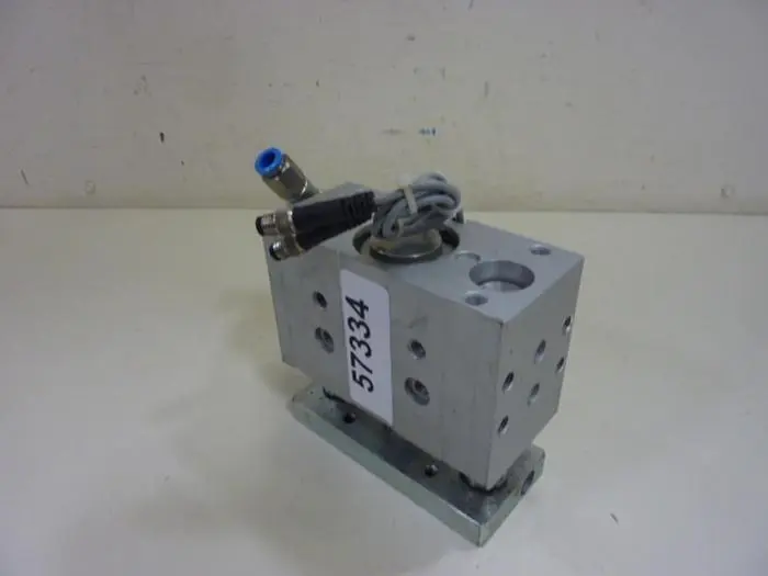 USED FESTO DFM-40-25-P-A-GF