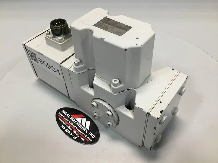 Used MOOG J661-335 Valves/Fittings Michigan US | Ideal Machinery #582997