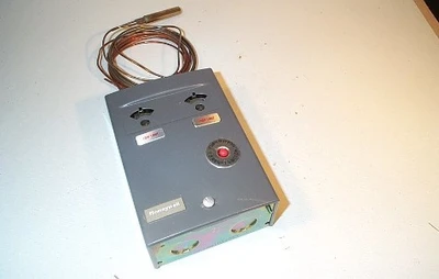 Honeywell L4071D1003 Temperature Switch [New]