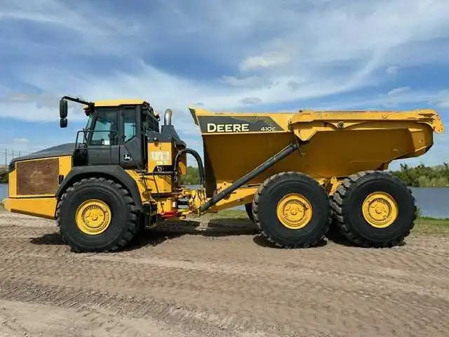 USED 2014 Deere 410E