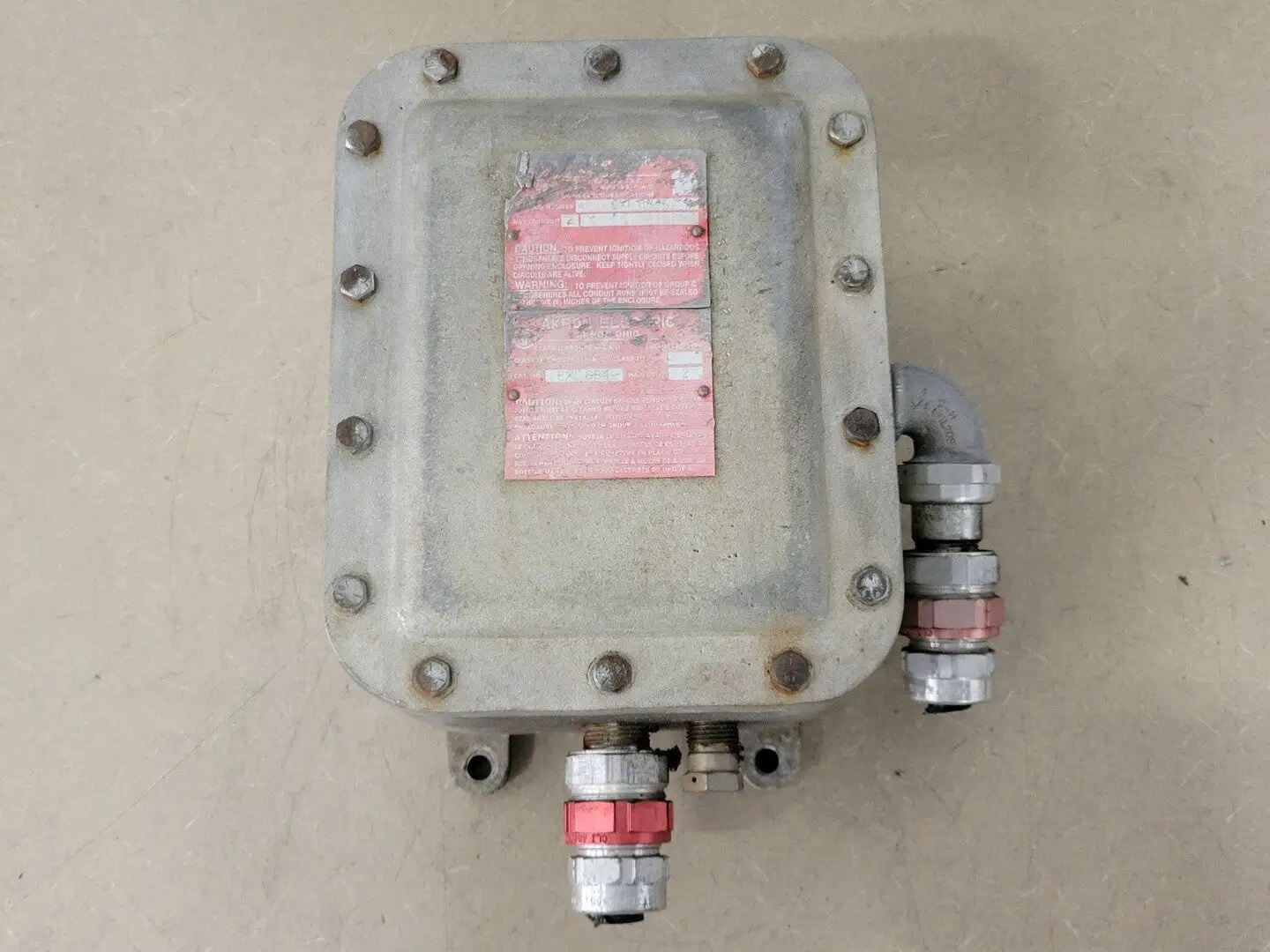 USED AKRON EXI684