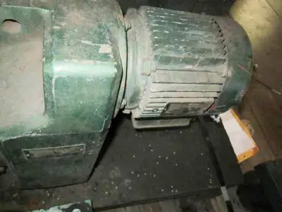 FARRIS 2-BELT Extruder Line Pipe Acc Haul Off | Perry Equipment (6)