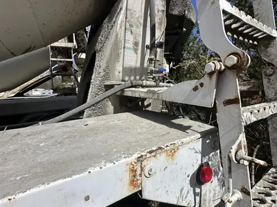 Used 2005 STERLING L9500 Concrete Mixer Trucks Kentucky US | Proxy Equipment #1388728