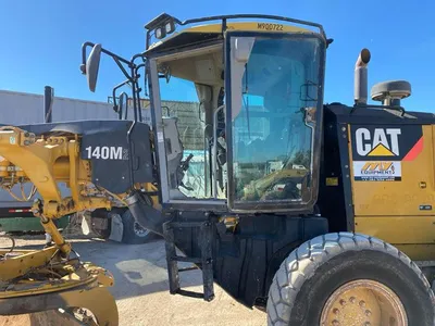 2011 Caterpillar 140M2