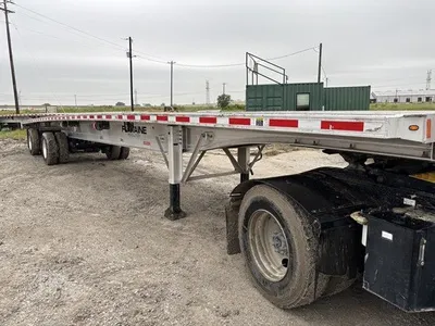USED 2024 FONTAINE REVOLUTION