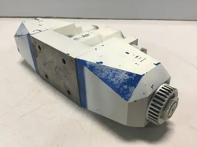 USED VICKERS DG4V-5-2C-M-P7L-H-6-30