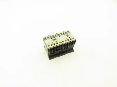 Telemecanique LP5K0601 Reversing Motor Starter 3Hp 575V 3Ph 20A Coil 24VDC