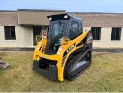 Used 2023 KATO CL35 Skid Steer Loaders Pennsylvania US | Iron Exchange Equipment Solutions #1353780