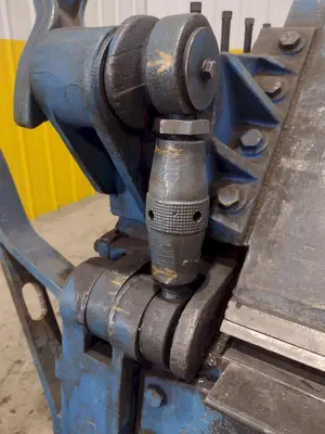 USED ROPER WHITNEY PEXTO 812