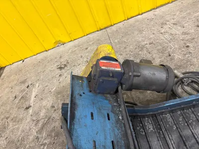 USED STEELTRAK T2-721-18"