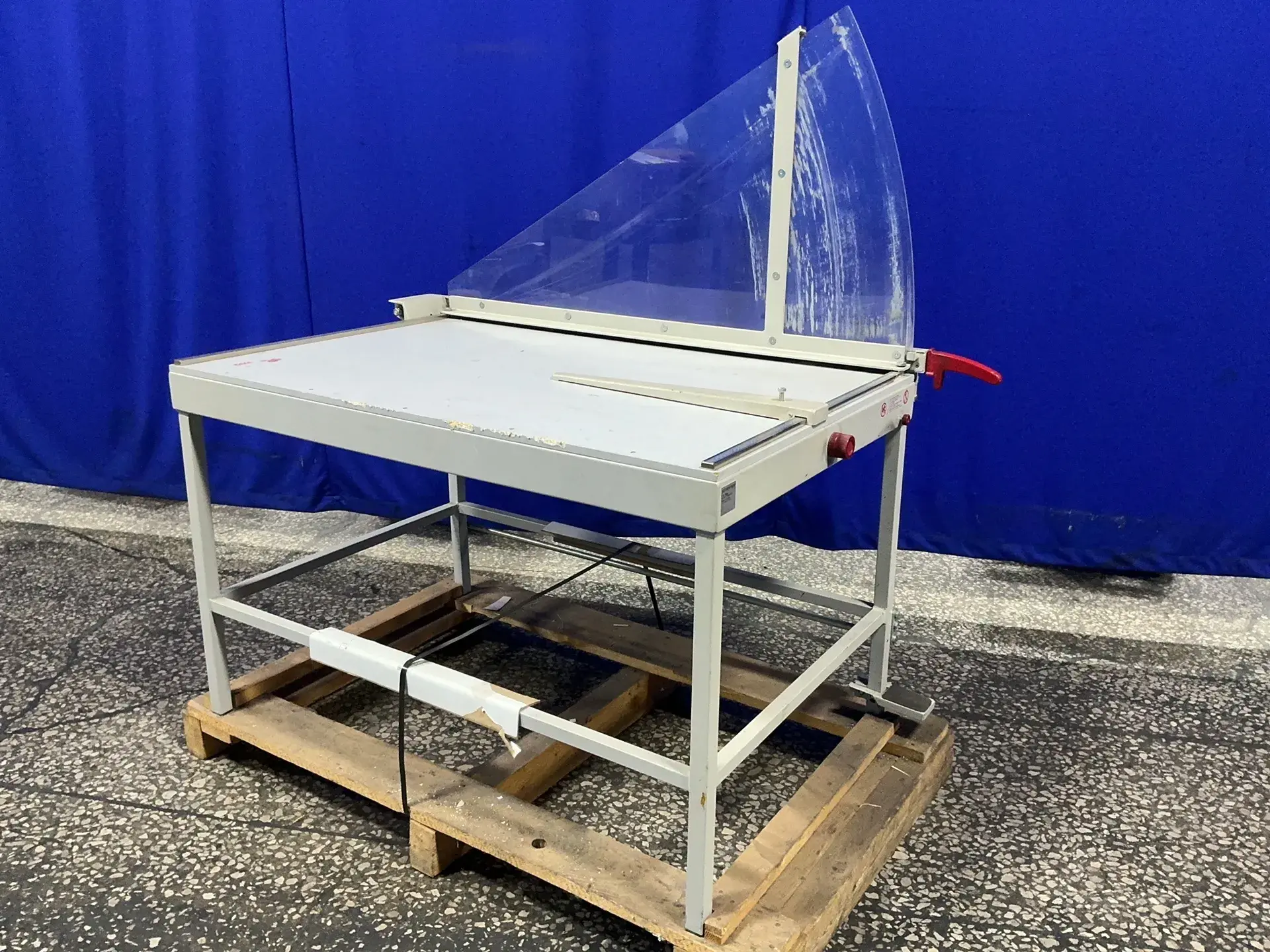 Used IDEAL _UNKNOWN_ Guillotines Ohio US | HGR 24 #1505840